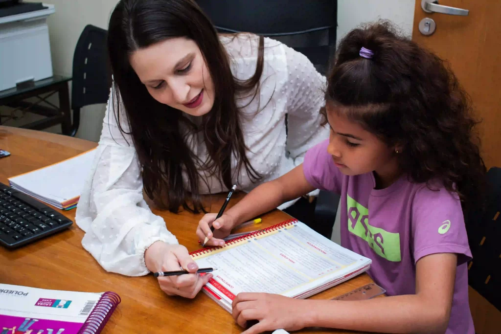 Reforço escolar aula mais educação